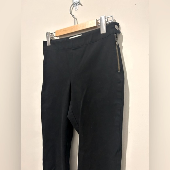 Wilfred Free Aritzia Black Skinny Side Zip Pants with button closure Size 2 - Picture 3 of 7